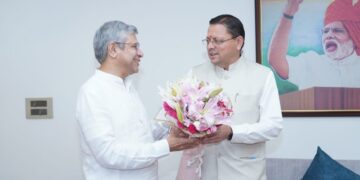CM Dhami placed major proposals before the Railway Minister