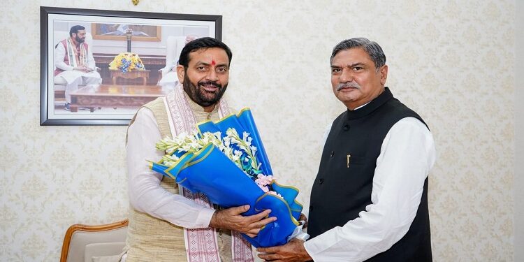 Zakir Hussain met CM Nayab Saini.