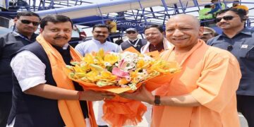 Nitin Naveen reached Lucknow, Yogi welcomed him