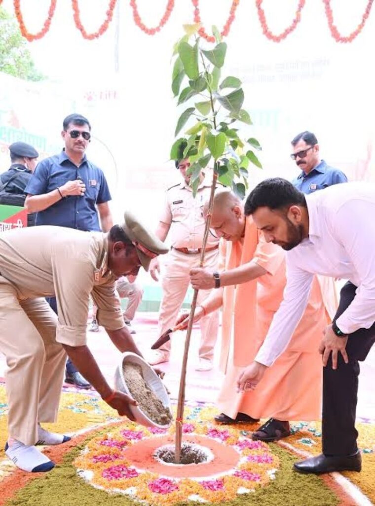 CM Yogi