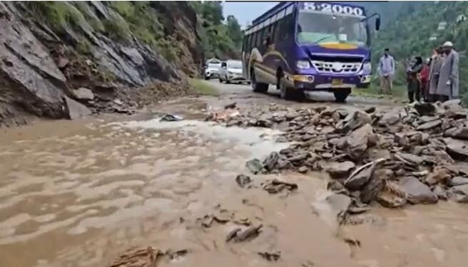 Cloudburst wreaks havoc in Doda