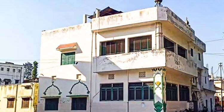 Order to demolish 70 year old mosque