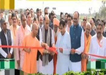 Rajnath-Gadkari inaugurated the Lucknow-Kanpur Expressway