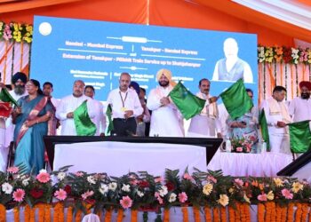 Tanakpur-Nanded Express inaugurated