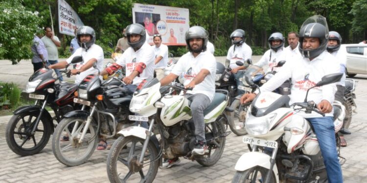 Bike ambulances are operating on Kanwar routes.