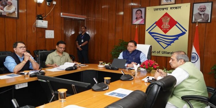 CM Dhami reviewed the progress of the Jal Jeevan Mission.