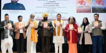 Governor-CM Dhami released the book 'Devbhoomi Samvad' and 'The Governor'