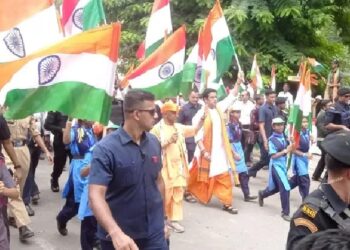 CM Yogi led the Tiranga Yatra in Gorakhpur.