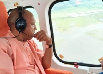 CM Yogi conducted an aerial inspection of flood-affected villages in Ballia.