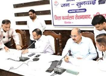 DM Mayur Dixit