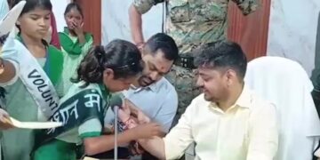 Female students tied rakhis on the officials.