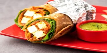 Paneer Tikka Roll