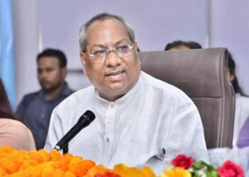Sanjay Nishad's sarcasm on Akhilesh Yadav