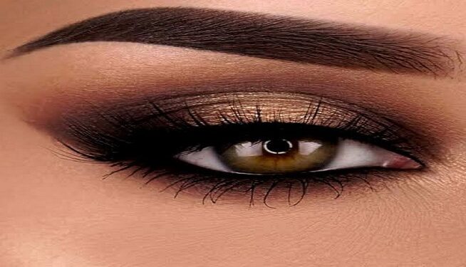 Smokey EYes