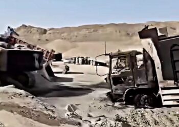 14 vehicles blown up in Balochistan.