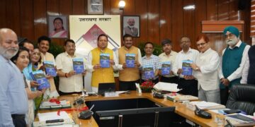 CM Dhami released the book ‘Uttarakhand at 25’