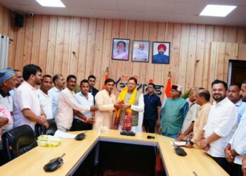 Banchaura protest ends after CM Dhami's assurance