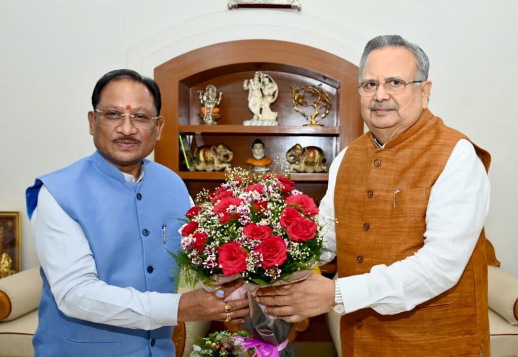 CM Vishnudev Sai met Assembly Speaker Dr. Raman Singh.
