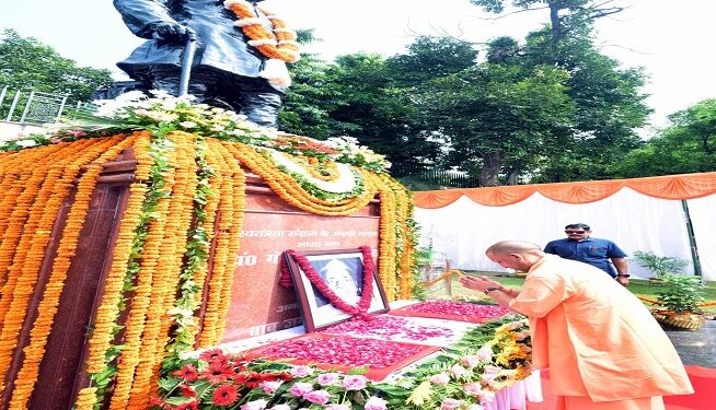 CM Yogi paid tribute to Pandit GB Pant on his 139th birth anniversary