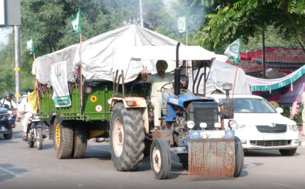 Farmers' protest at the Chandigarh-Punjab border ends.