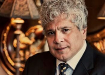 Suhel Seth praises the 'Yogi model of governance'