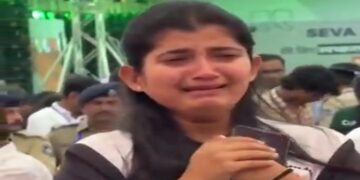 National gold medalist Vishwa became emotional after meeting PM Modi