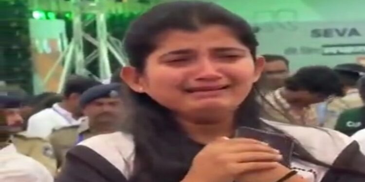 National gold medalist Vishwa became emotional after meeting PM Modi