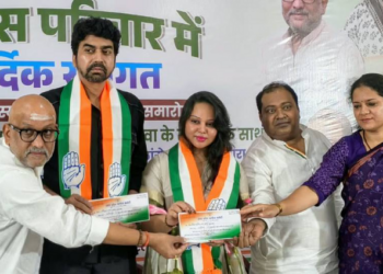 Retired IAS Dr Rakesh Verma and actress Firdous Bano join Congress