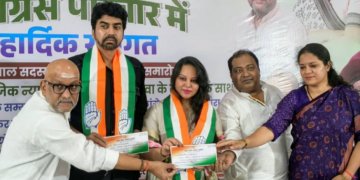 Retired IAS Dr Rakesh Verma and actress Firdous Bano join Congress